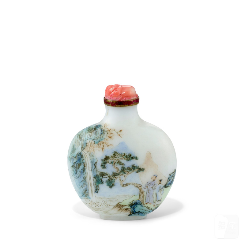 民國 乳白料胎畫琺琅山水人物鼻煙壺 | AN ENAMELED MILKY-WHITE GLASS 'FIGURAL' SNUFF BOTTLE